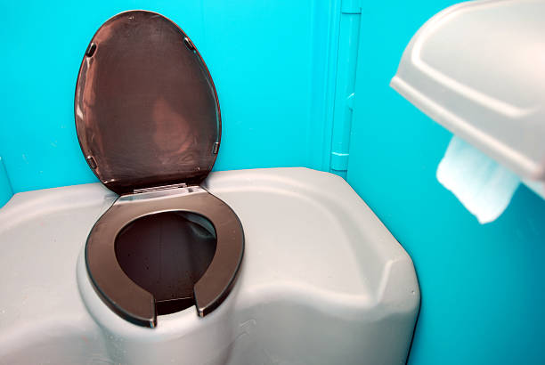 Best Porta potty rental near me  in Pomona Park, FL